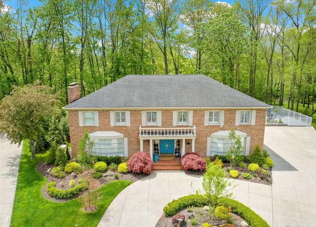 Property at 38383 Saddle Ln, Clinton Township, MI 48036, 4 beds, 5 baths