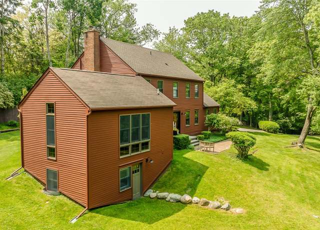 Property at 2694 Wayside Dr, Ann Arbor, MI 48103, 5 beds, 3.5 baths