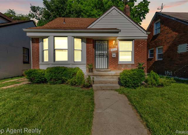 Property at 9917 Rutland St, Detroit, MI 48227, 3 beds, 1 bath