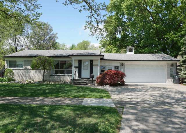 Property at 29807 Champine St, St Clair Shores, MI 48082, 3 beds, 2 baths