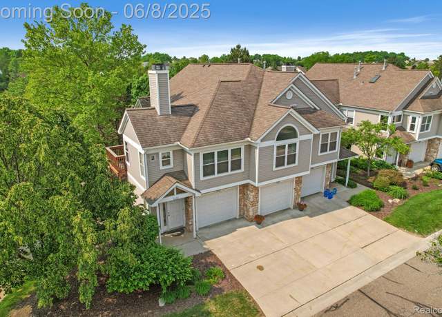 Property at 1637 Coburn Dr, Ann Arbor, MI 48108, 2 beds, 1 bath