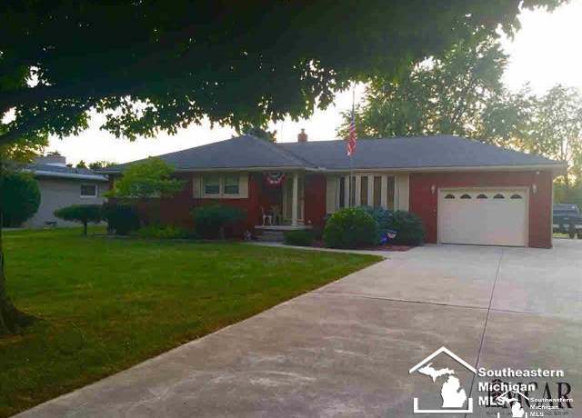 Property at 701 Ruff Dr, Monroe, MI 48162, 4 beds, 1.5 baths