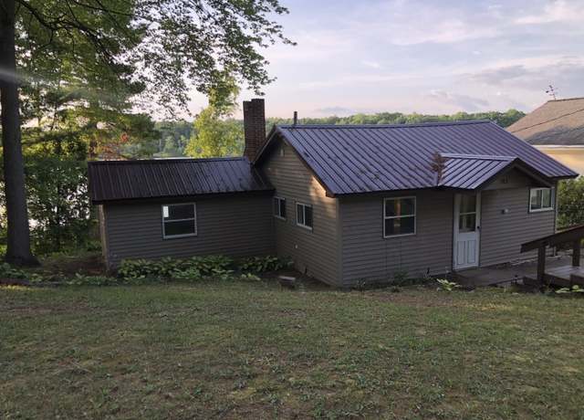Property at 589 E Sidney Rd, Stanton, MI 48888, 2 beds, 1 bath