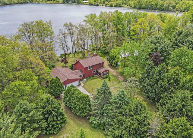 Property at 3444 Snowfarm Ln, Allegan, MI 49010, 3 beds, 2 baths