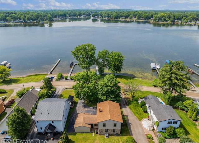 Property at 5065 Girard Dr, Pinckney, MI 48169, 4 beds, 2 baths