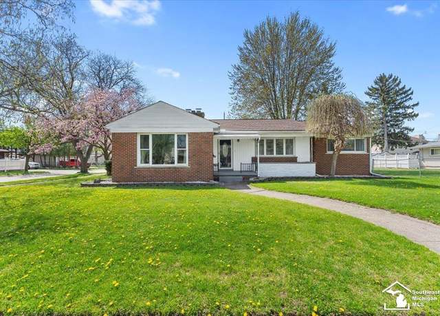 Property at 8190 Bernice St, Center Line, MI 48015, 3 beds, 1.5 baths
