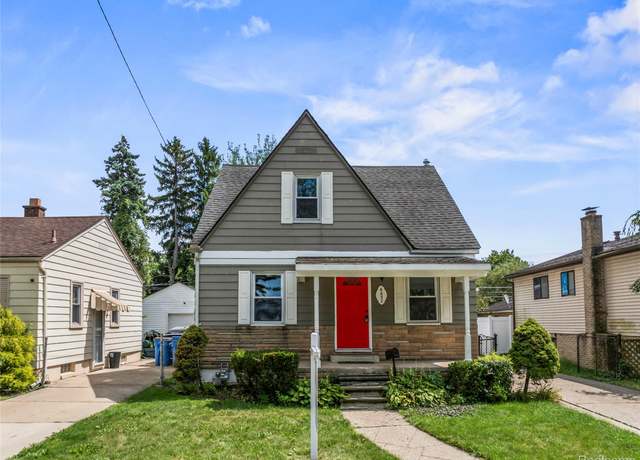 Property at 6652 Rockdale St, Dearborn Heights, MI 48127, 3 beds, 2 baths