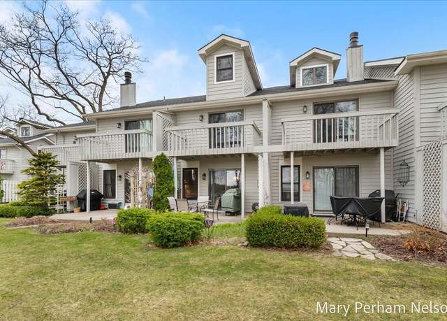 Property at 124 Elizabeth St #7, Saugatuck, MI 49453, 2 beds, 1.5 baths