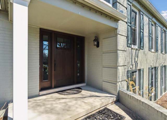 Property at 5896 Hunters Gate Dr, Troy, MI 48098, 5 beds, 3 baths