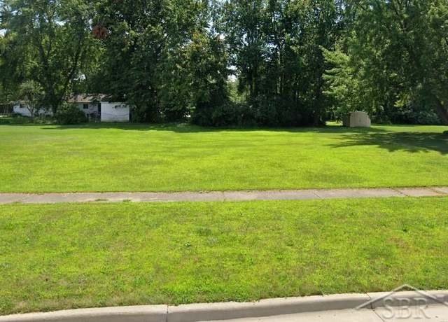 Property at 2846 Briarwood Dr, Saginaw, MI 48601