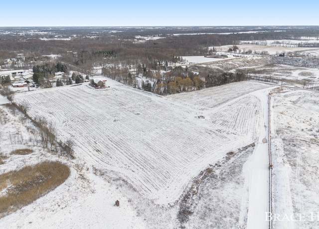 Property at 1264 100th St SE, Byron Center, MI 49315, 3 beds, 1 bath