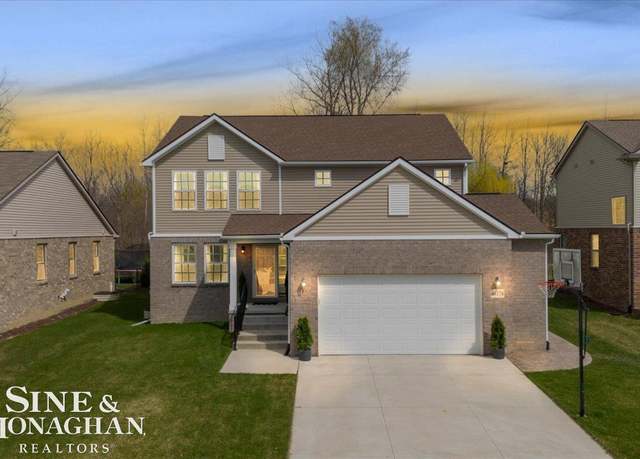 Property at 48378 Manhattan Dr, Macomb, MI 48042, 4 beds, 2.5 baths