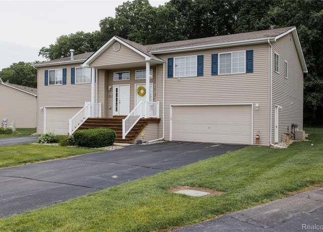 Property at 1014 Timber Ridge Ct, Grand Blanc, MI 48439, 3 beds, 3 baths