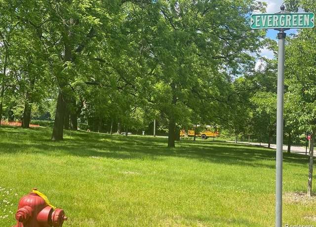 Property at 5716 Evergreen Ave, Orchard Lake, MI 48324