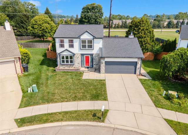 Property at 151 Dawson Ct, Westland, MI 48186, 3 beds, 2.5 baths