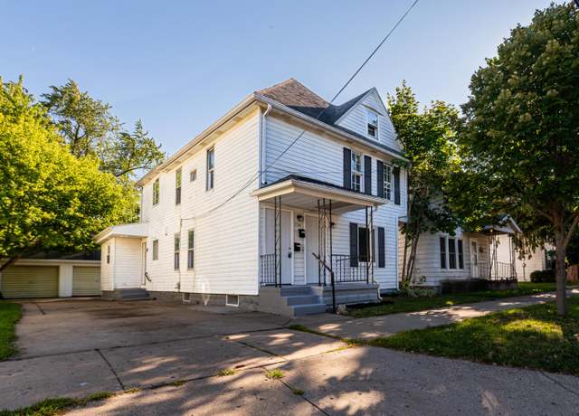 Property at 734 Crosby St NW, Grand Rapids, MI 49504, 5 beds, 2 baths