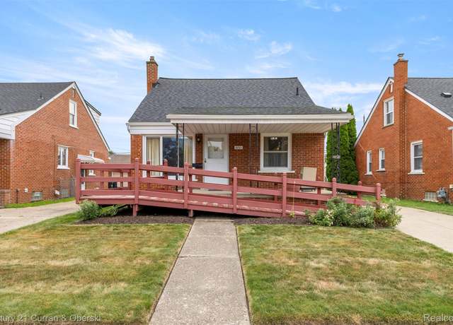 Property at 9881 Quandt Ave, Allen Park, MI 48101, 3 beds, 2 baths
