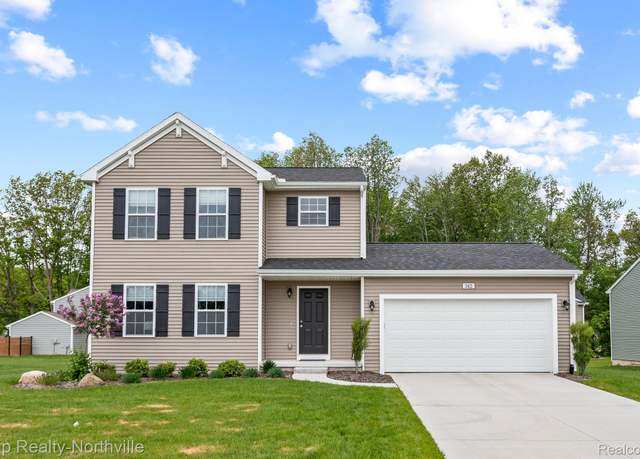 Property at 342 Lotz Ct, Wayland, MI 49348, 4 beds, 2.5 baths