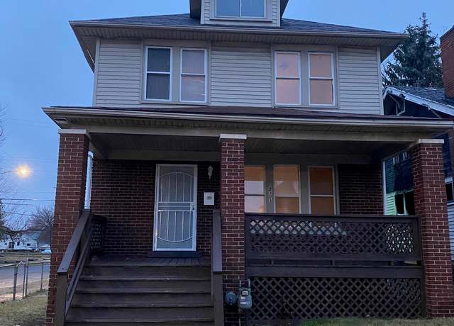 Property at 12303 Cloverlawn St, Detroit, MI 48204, 3 beds, 1.5 baths
