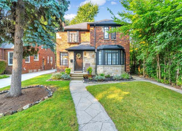 Property at 5581 Harvard Rd, Detroit, MI 48224, 3 beds, 1.5 baths