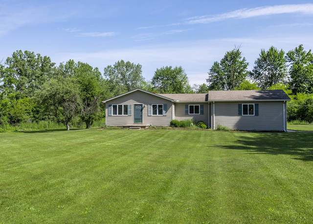 Property at 19211 31 Mile Rd, Ray, MI 48096, 3 beds, 1.5 baths