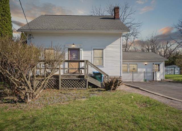 Property at 2015 Hamelon St, Lansing, MI 48910, 3 beds, 1.5 baths