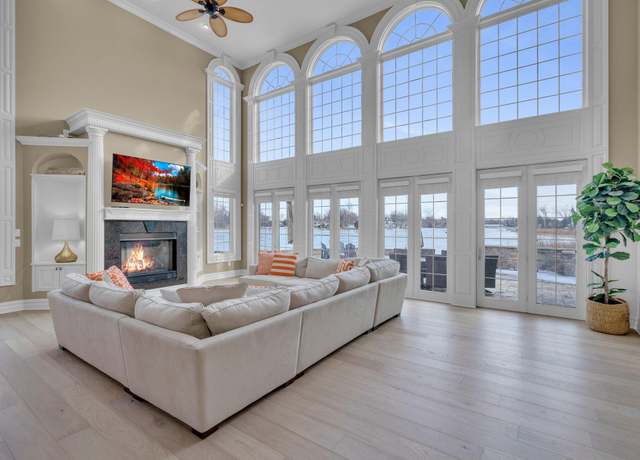 Property at 13229 Enid Blvd, Fenton, MI 48430, 6 beds, 5.5 baths