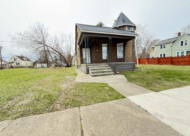 Property at 3789 Montclair St, Detroit, MI 48214, 3 beds, 1 bath