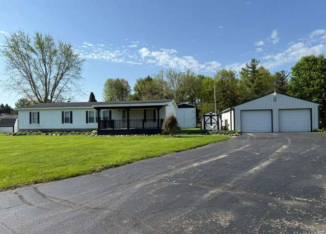 Property at 5455 Monticello Dr, Lapeer, MI 48446, 3 beds, 2 baths