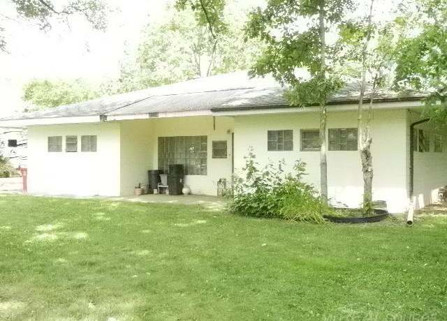 Property at 16545 Millar Rd, Clinton Township, MI 48036, 2 beds, 1.5 baths