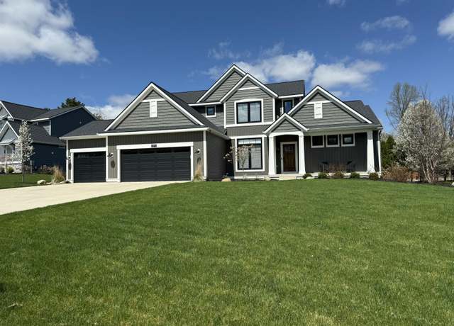 Property at 3975 Autumn Acres Dr, Rockford, MI 49341, 5 beds, 3.5 baths