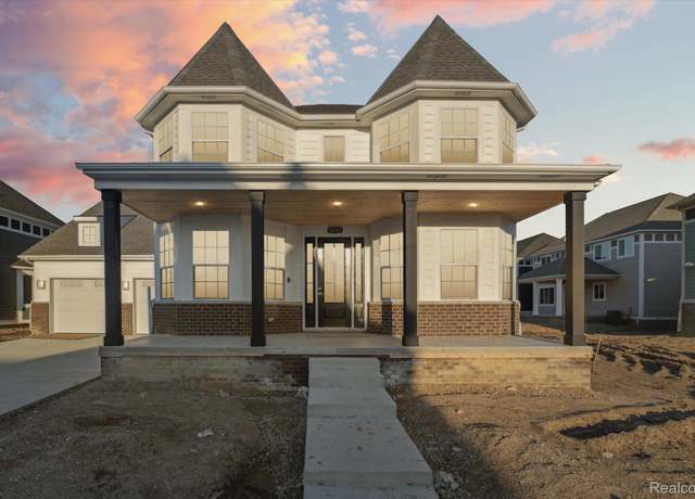 Property at 54721 Ann Dr, Macomb, MI 48042, 4 beds, 3.5 baths