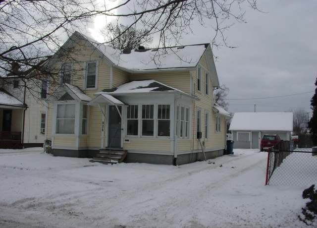 Property at 926 Cottage Ave, Kalamazoo, MI 49001, 4 beds, 1 bath