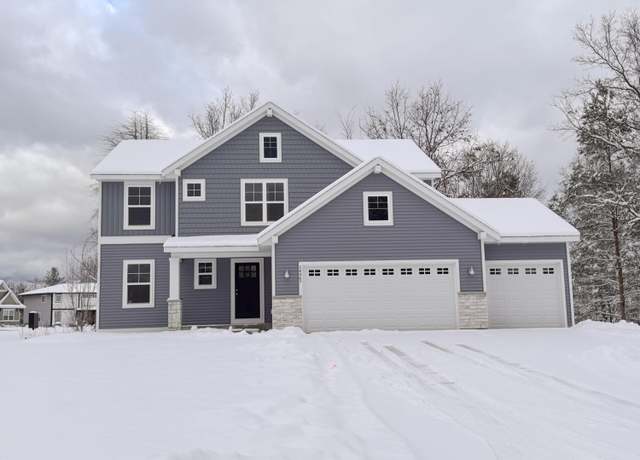 Property at 14967 Timberoak St, Holland, MI 49424, 4 beds, 2.5 baths