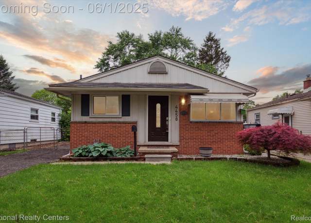 Property at 4458 Harding St, Dearborn Heights, MI 48125, 3 beds, 1 bath