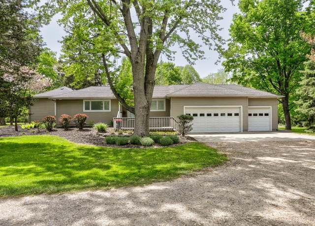 Property at 7361 North Shore Dr, South Haven, MI 49090, 2 beds, 2 baths