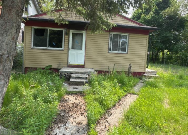 Property at 19326 Andover St, Highland Park, MI 48203, 3 beds, 1 bath