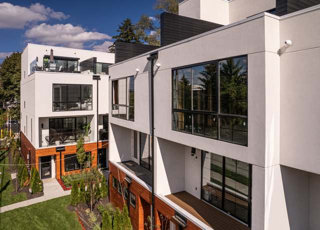 Property at 533 E Harrison Ave #18, Royal Oak, MI 48067, 3 beds, 3.5 baths