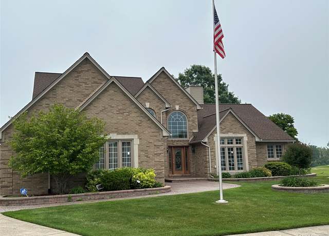 Property at 3281 Bywater Dr, Sterling Heights, MI 48314, 4 beds, 4 baths
