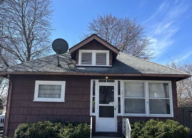 Property at 1617 Van Buren St, Saginaw, MI 48602, 3 beds, 2 baths