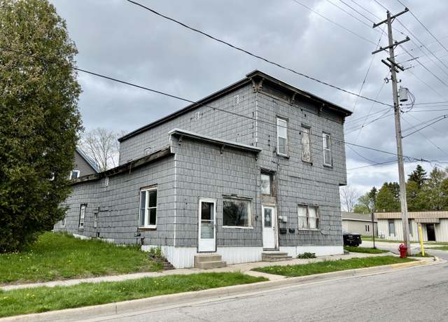 Property at 267 3rd St, Manistee, MI 49660, 6 beds