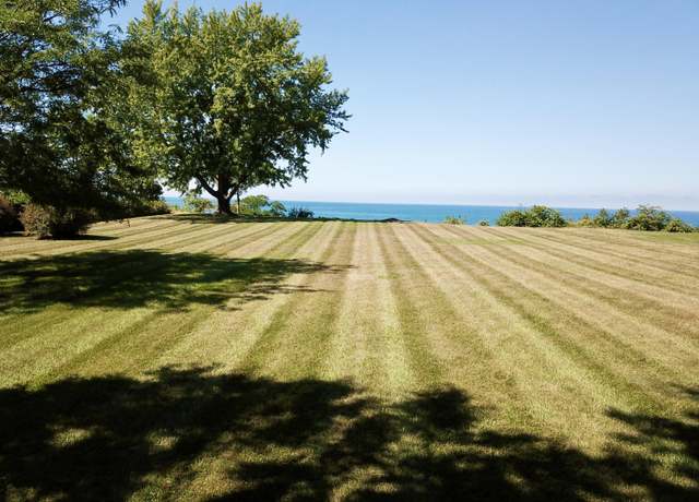 Property at 3274 Lakeshore Dr, St Joseph, MI 49085, 2 beds, 1 bath