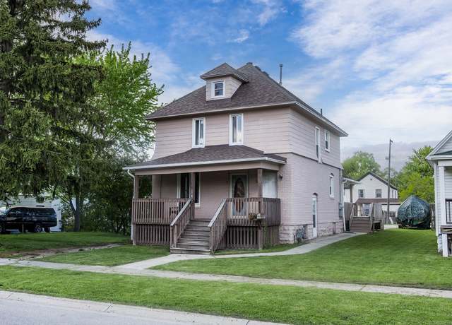 Property at 1309 Division St, Port Huron, MI 48060, 3 beds, 2 baths