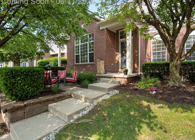 Property at 4105 Cameron Cir #33, Commerce Twp, MI 48390, 2 beds, 2 baths