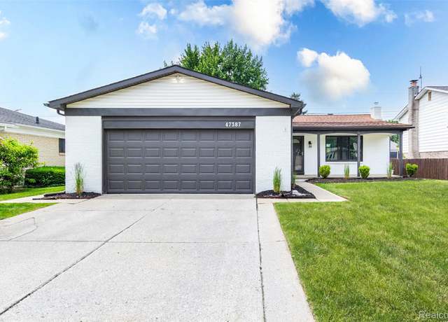 Property at 47387 Royal Rd, Macomb, MI 48044, 4 beds, 1.5 baths