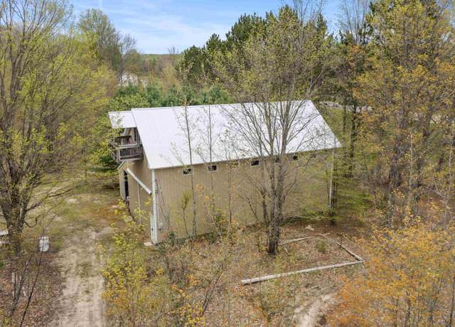 Property at 17634 Litzen Rd, Copemish, MI 49625, 3 beds, 1 bath