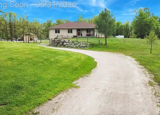 Property at 7031 Munsell Rd, Howell, MI 48843, 4 beds, 3.5 baths