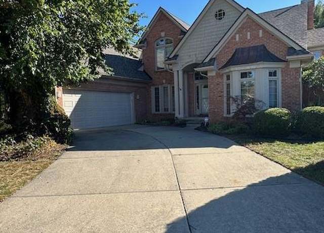 Property at 2155 Mackwood Ct, Rochester Hills, MI 48307, 4 beds, 3.5 baths