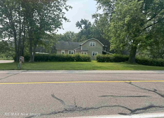 Property at 2194 Imlay City Rd, Lapeer, MI 48446, 4 beds, 2 baths