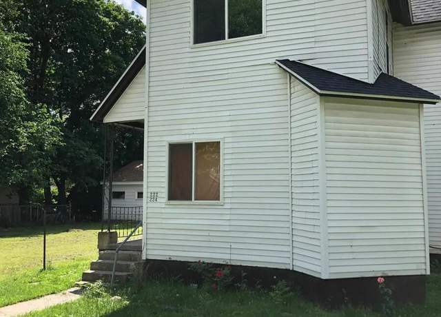 Property at 224 Burton St SW, Grand Rapids, MI 49507, 4 beds